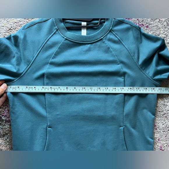Lululemon Scuba Crew, size 6 in Desert Teal - Picture 6 of 7